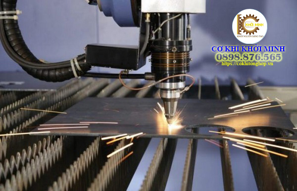 cắt laser thép