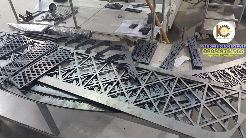 cắt laser thép tấm