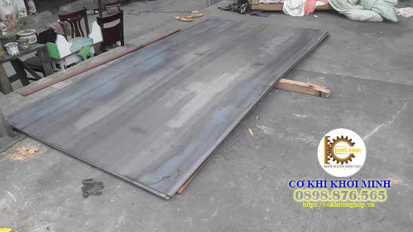 cắt laser thép tấm