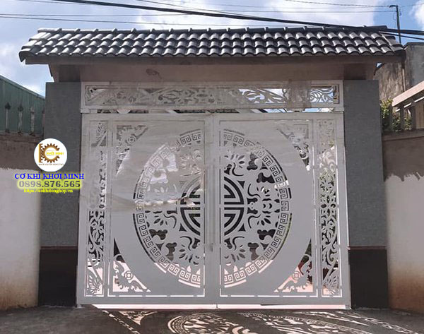 cửa cổng sắt cnc 2 cánh