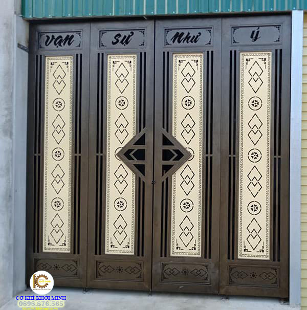 cửa cổng sắt cnc 4 cánh