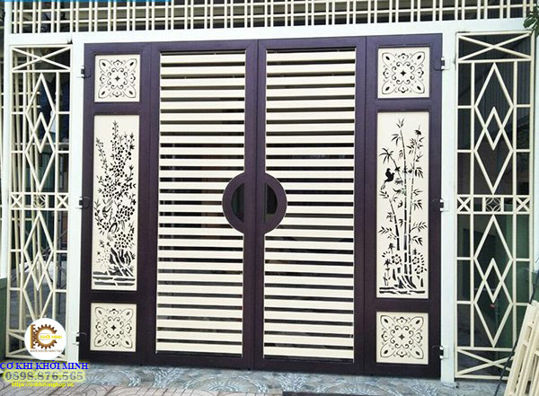 cửa cổng sắt cnc 4 cánh