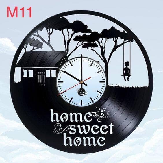 đồng hồ treo tường trang trí phòng khách