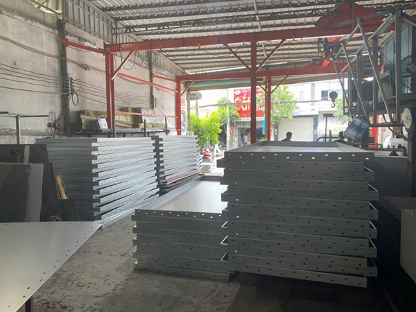 gia công cơ khí tại hóc môn