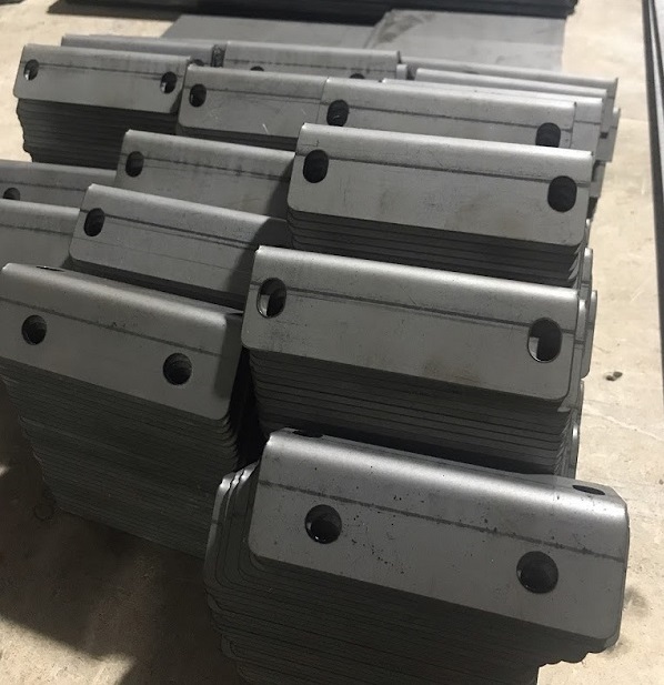 cắt chấn kim loại