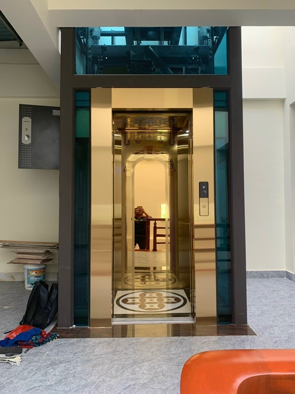 thang máy gia đình quận 4