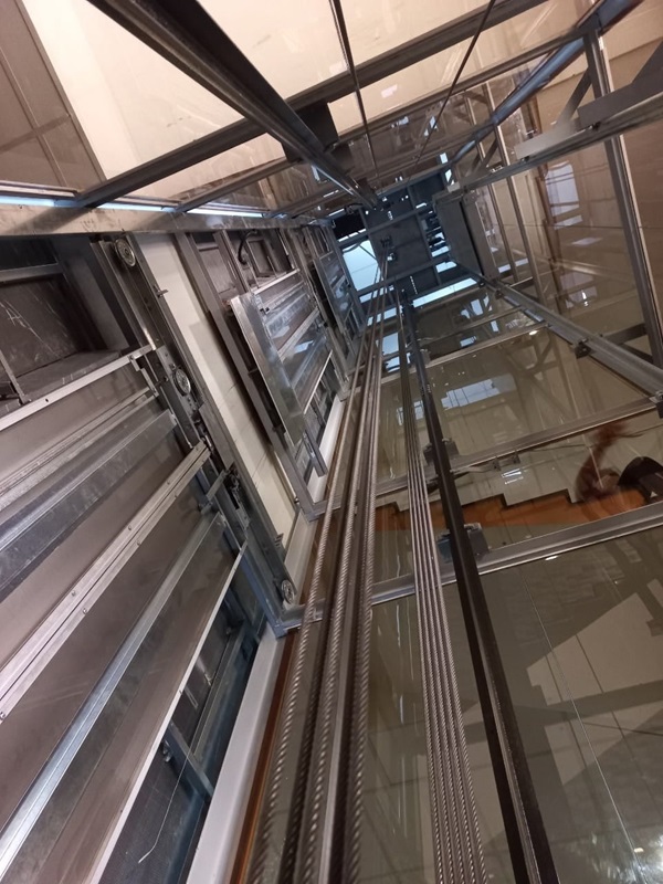 thang máy gia đình quận 4