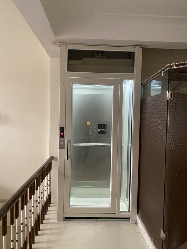 thang máy gia đình đẹp